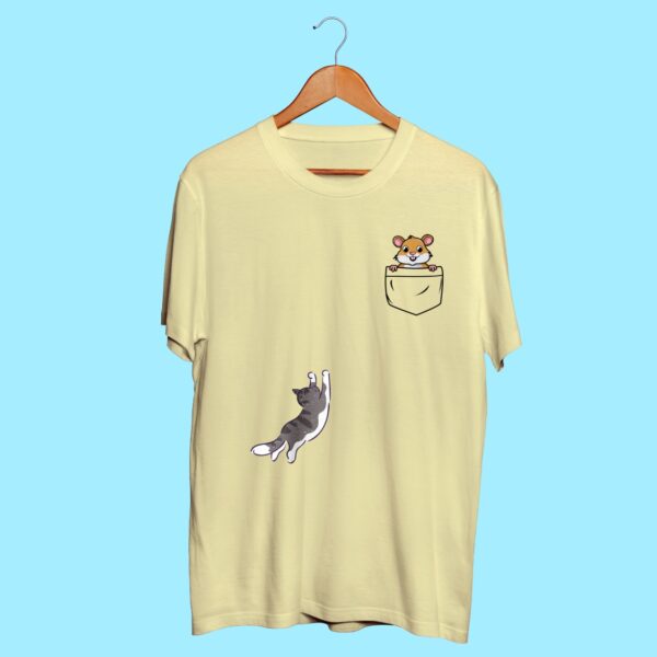 Cat jumps on rat half sleeve T-shirt